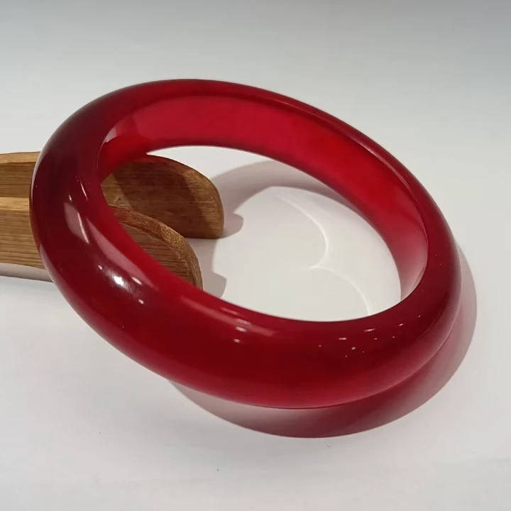 z3细节彰显出气质高贵与典雅美丽手镯