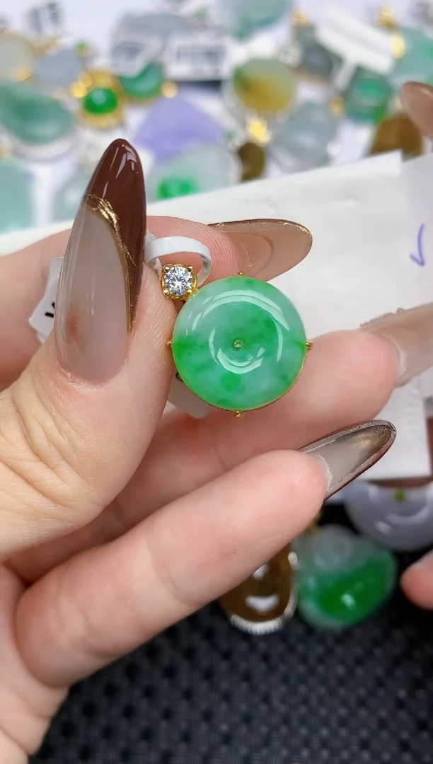 颈饰银S925镶嵌翡翠155   天然翡翠A货  百元以上9米证书费自理