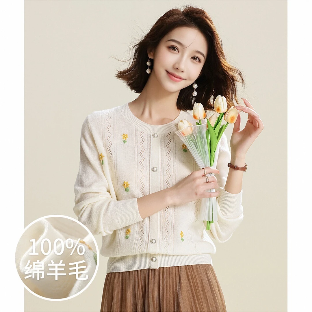 赛兔 清新甜美田园风镂空花朵珍珠刺绣套头针织衫女276S243T087-1