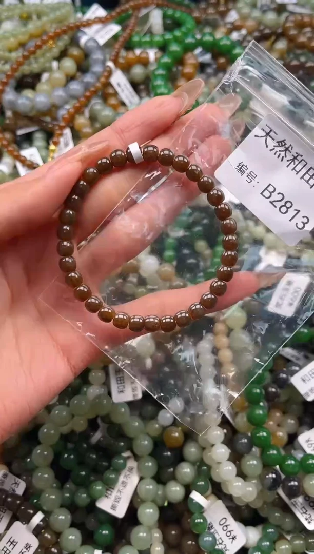 未镶嵌和田玉挂件1