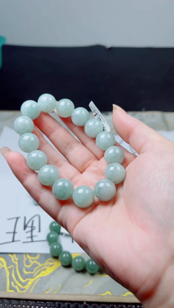未镶嵌定制翡翠翡翠