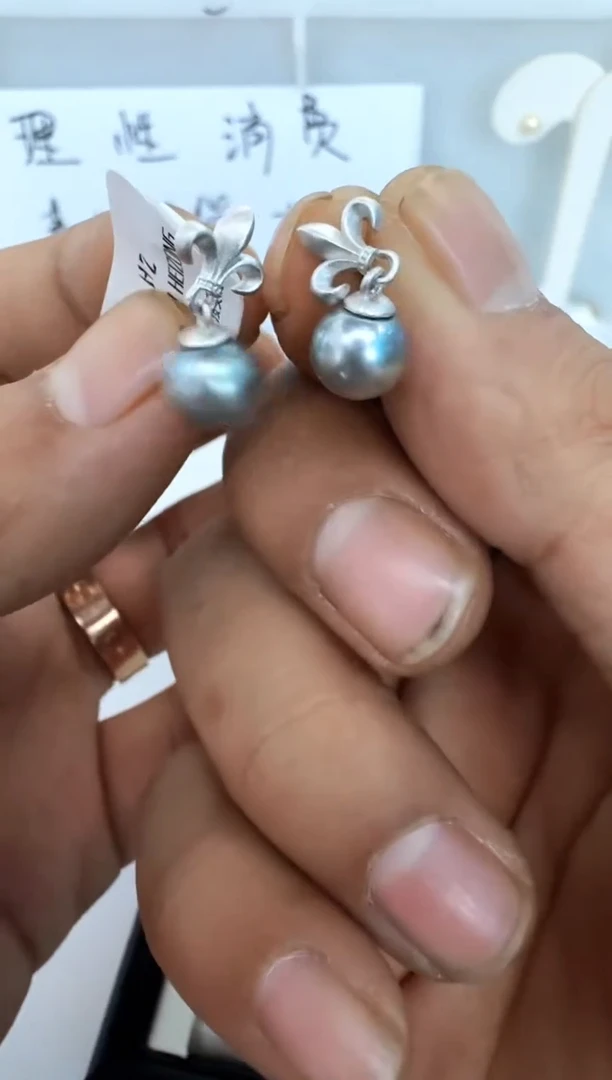 【闪购商品】海水珍珠耳饰银S925镶嵌耳钉