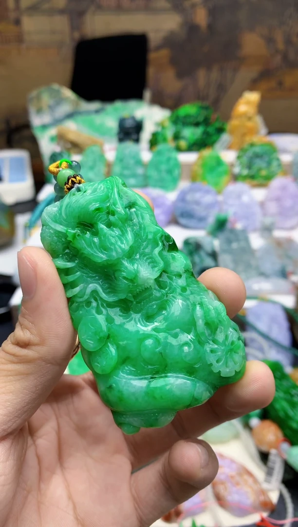 颈饰未镶嵌翡翠奇**成天然A货翡翠