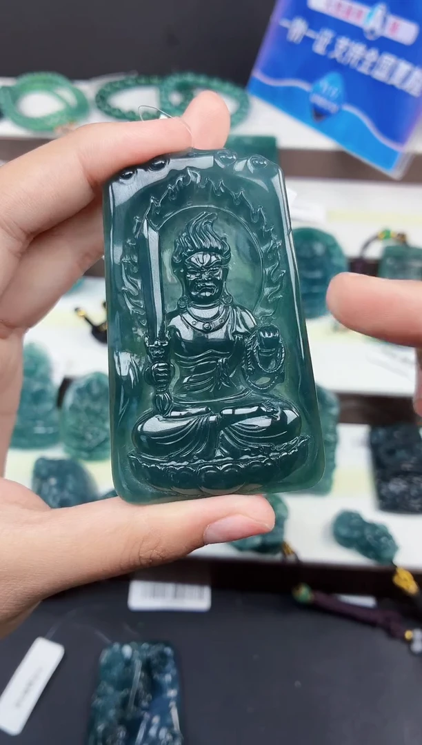 颈饰未镶嵌翡翠桐****吴DLZ251215118