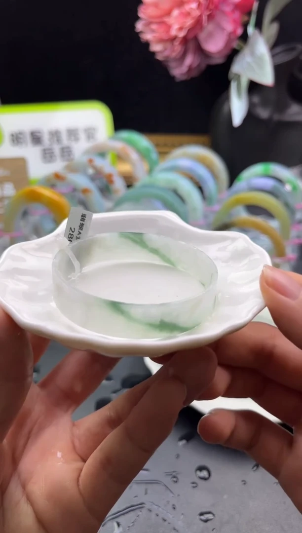 未镶嵌手镯定制翡翠52-53飘花「定制不退不换」