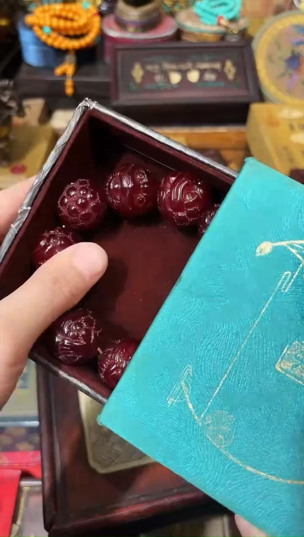 龙妹杂货YY百货链接70