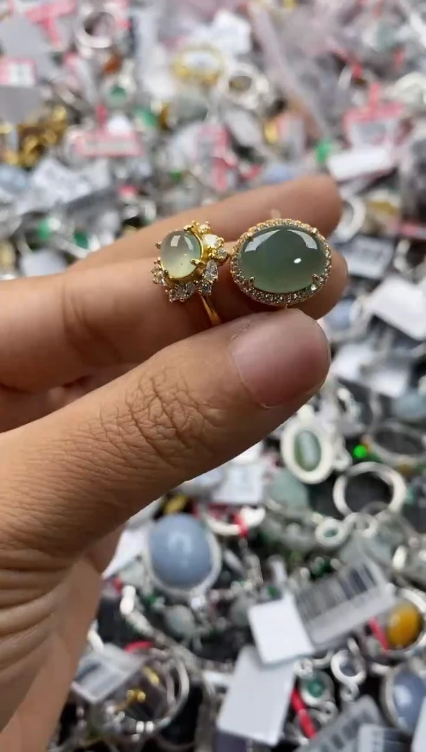 银S925镶嵌戒指翡翠888               8