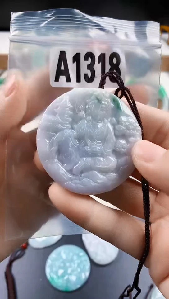 颈饰未镶嵌翡翠天然翡翠吊坠挂件