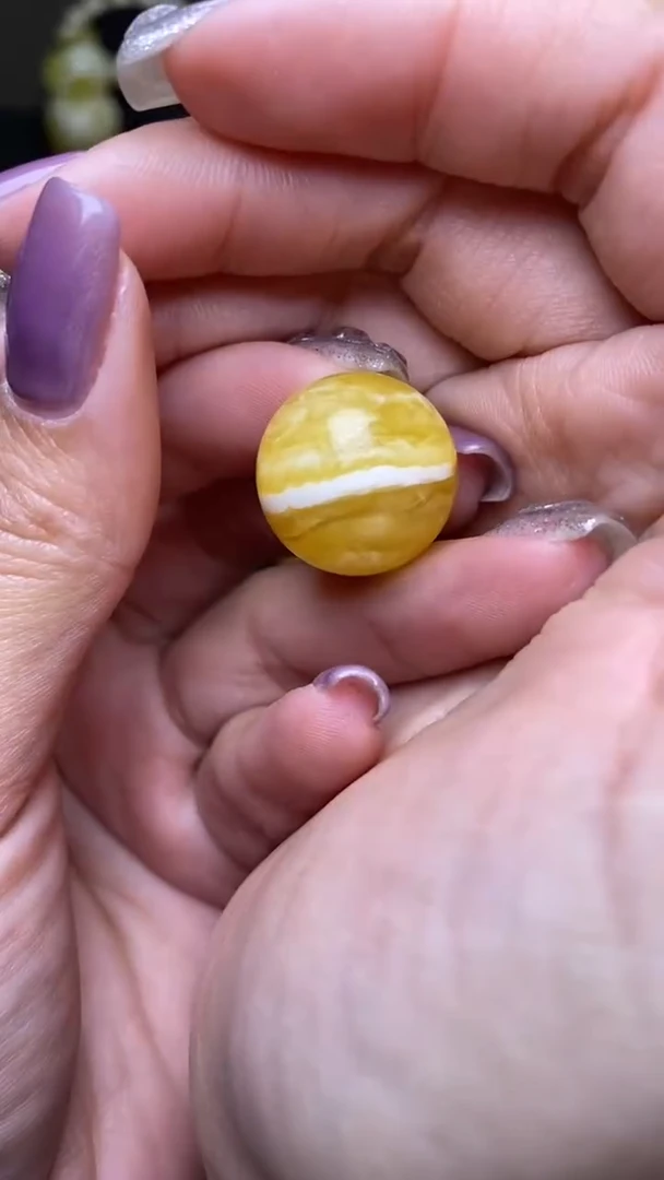 【闪购商品】琥珀裸石未镶嵌葵. 17