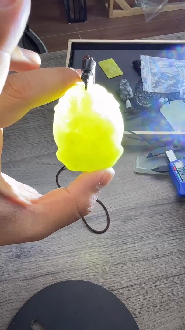 蛇纹石玉未镶嵌岫玉黄财神