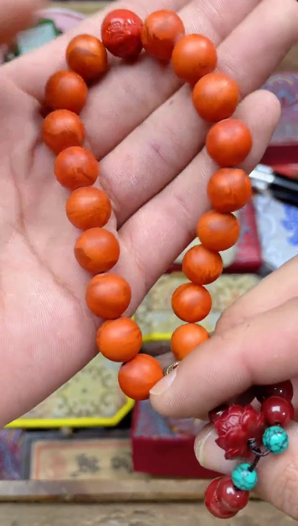 【闪购商品】蜜蜡裸石未镶嵌点击链接下单即可