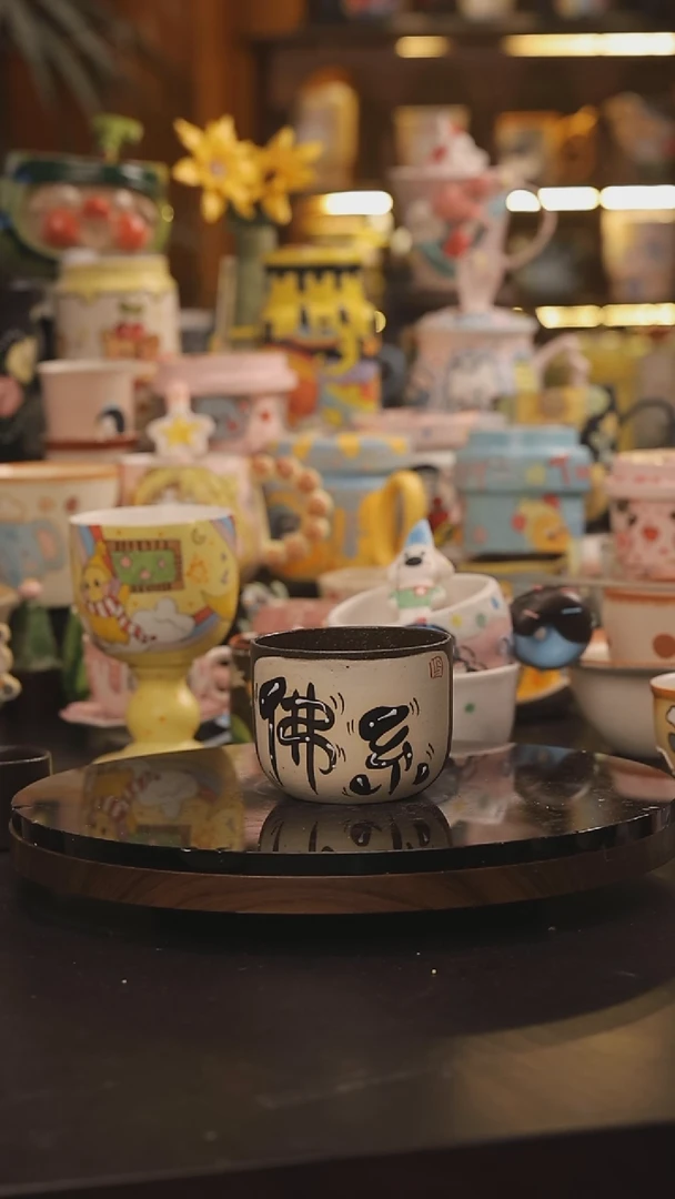 景德镇釉下彩绘设计师款式陶瓷