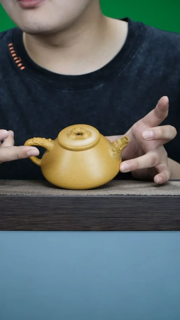 紫砂茶宠段泥堆绘石瓢