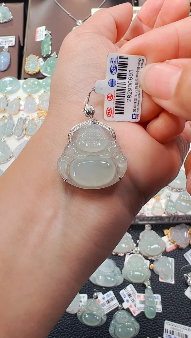 【闪购商品】翡翠吊坠(不含链)18K金镶嵌佛公吊坠693