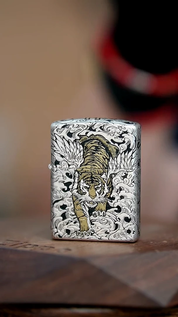 Zippo官方正品 如虎添题