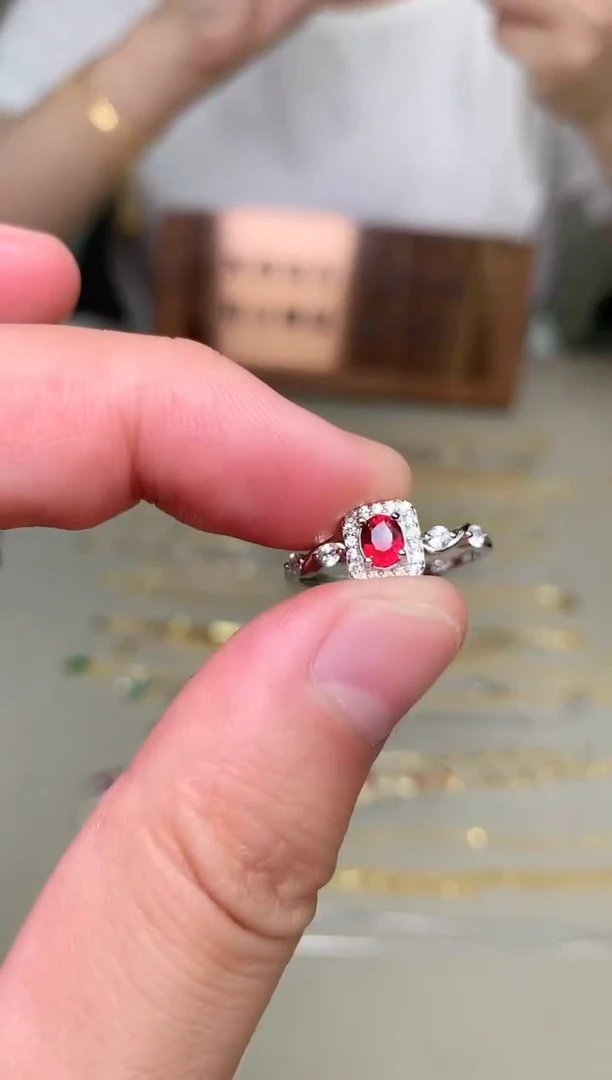 蓝宝石戒指银S925镶嵌戒指