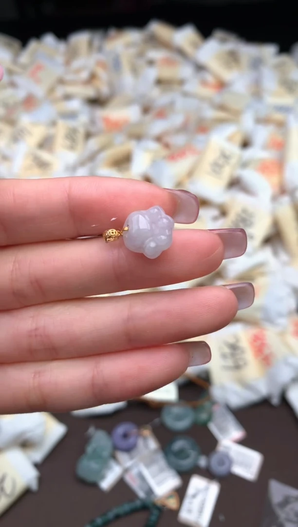 【闪购商品】翡翠挂件18K金镶嵌  —