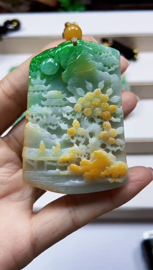 颈饰未镶嵌翡翠翡翠A货