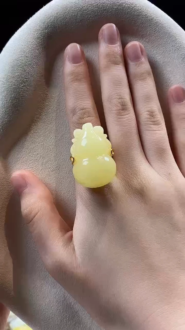 银S925镶嵌琥珀戒指戒指