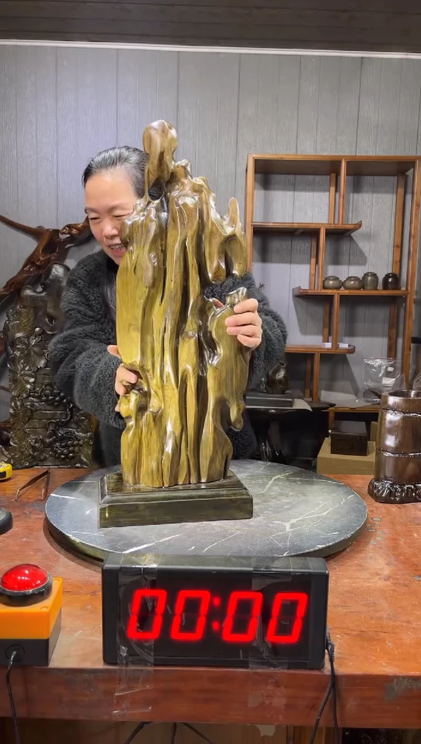 金丝楠大*乌木随型摆件