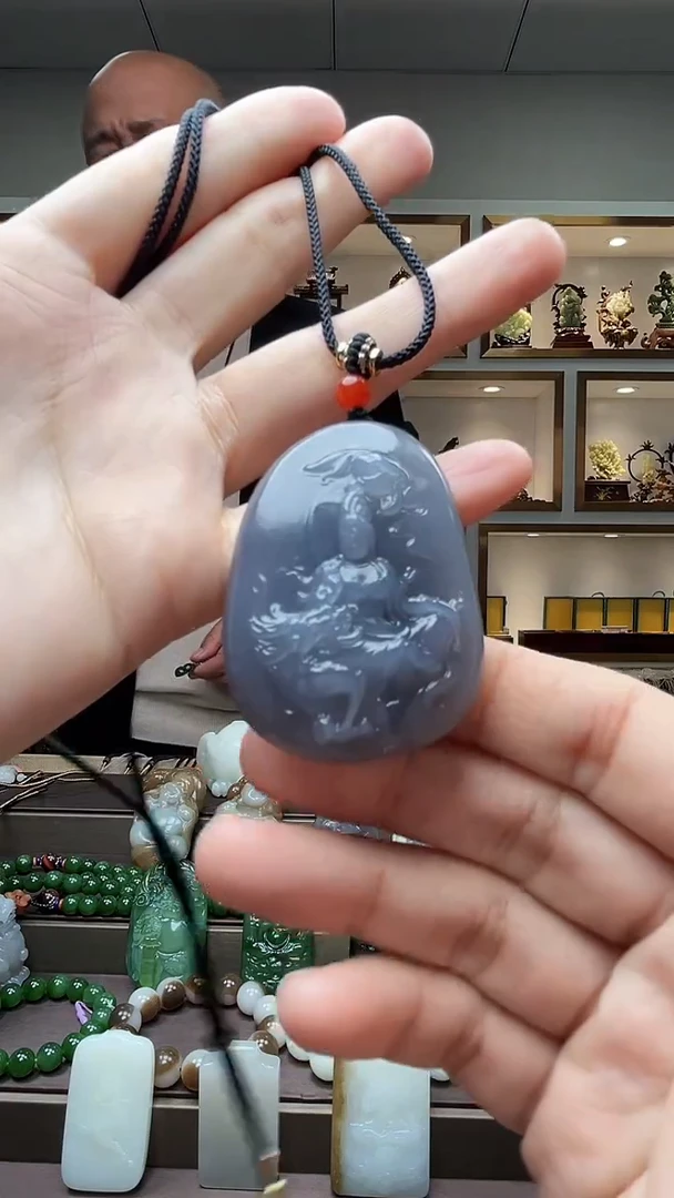 【闪购商品】和田玉颈饰未镶嵌苏