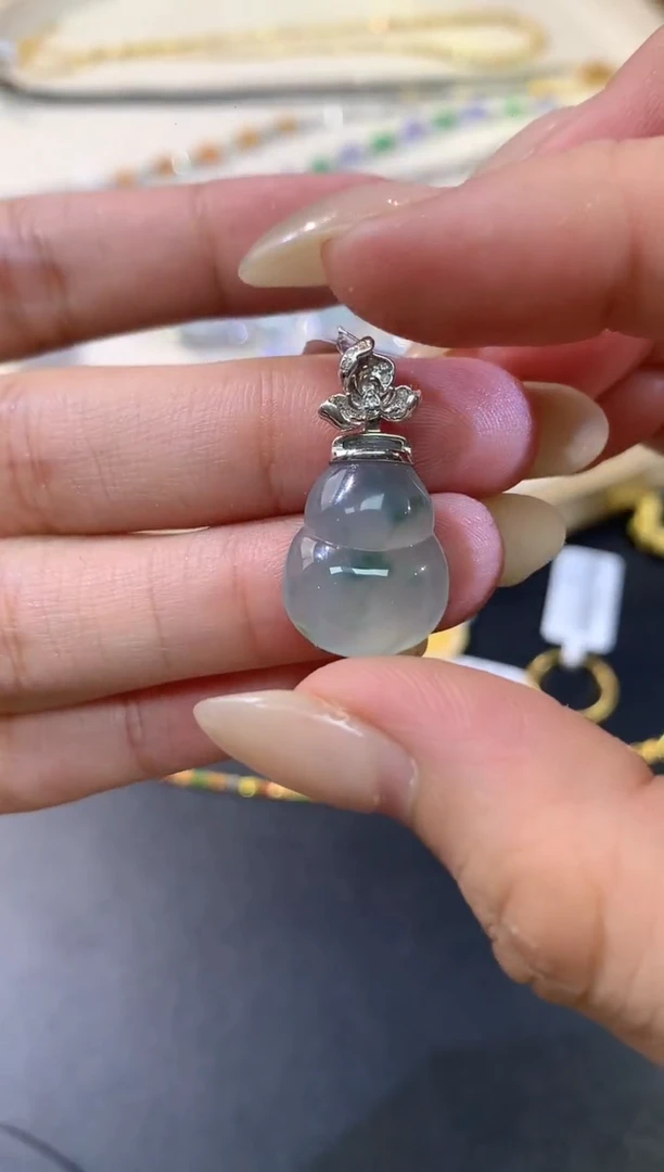 吊坠(不含链)18K金镶嵌翡翠A690|多样性发其一1980