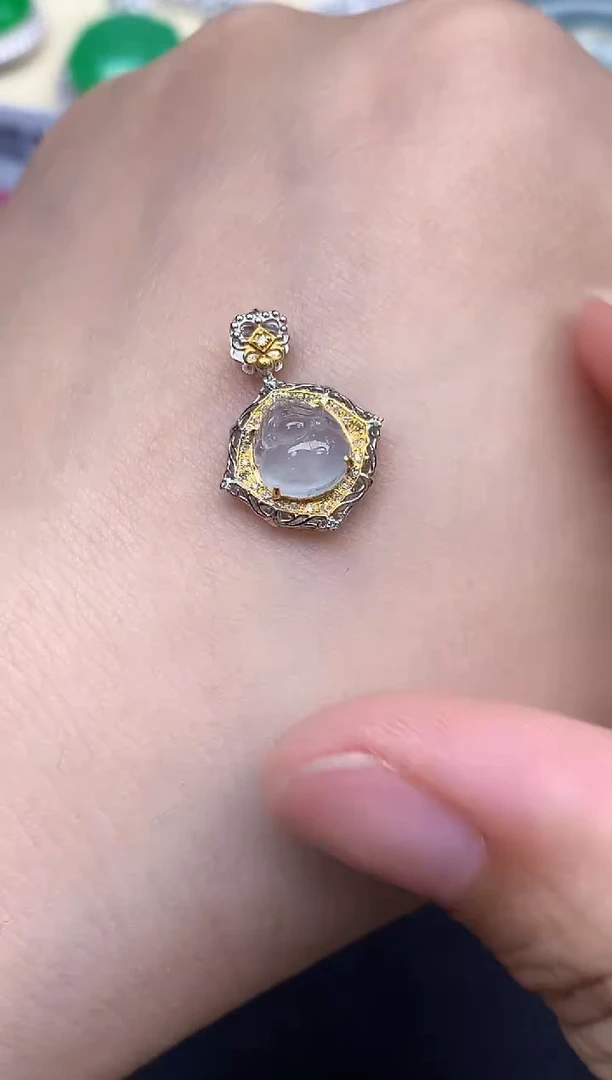 颈饰18K金镶嵌翡翠117-中国好珍宝