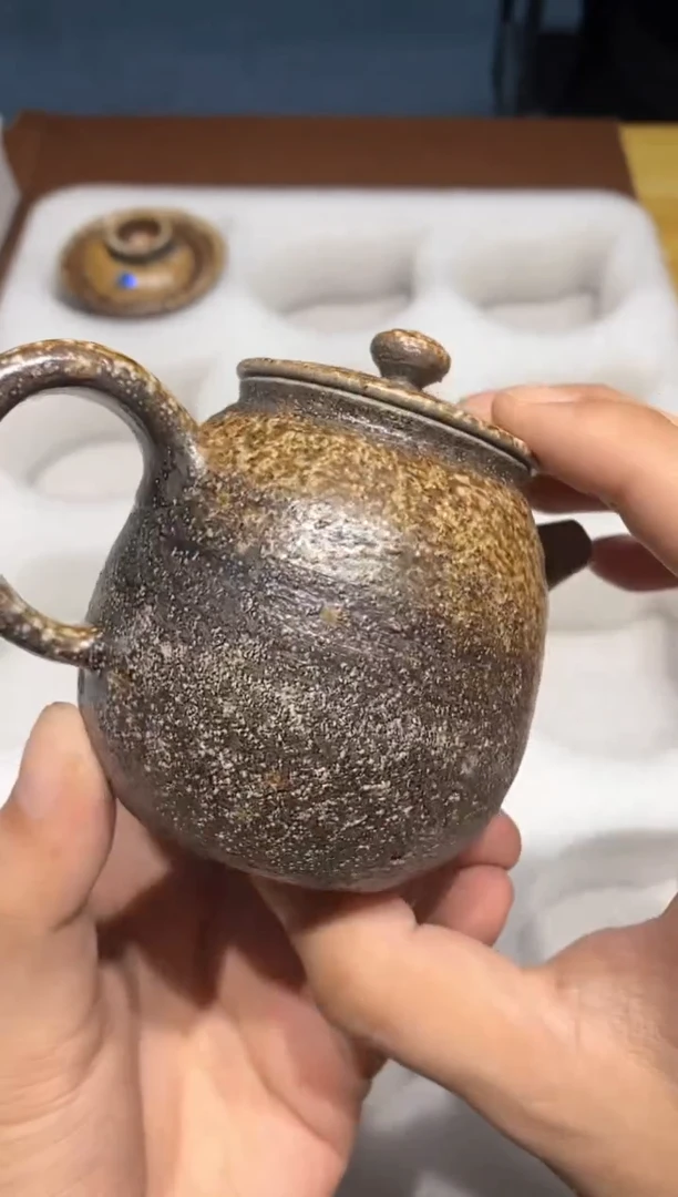 奢瓷/瑞寅柴烧茶器（壶）521