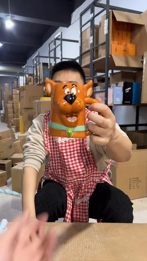 【闪购商品】杯立体史酷比头杯瑕疵