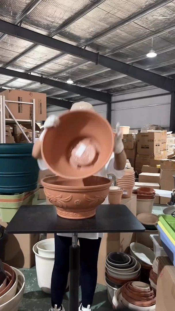 花盆一对40米到手一对