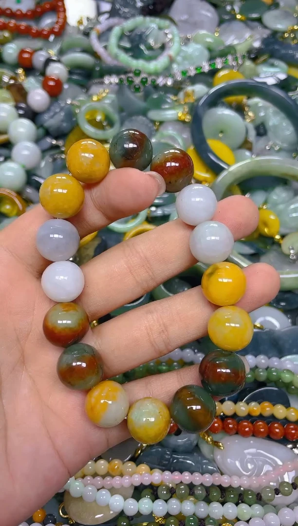 颈饰未镶嵌翡翠13MM/ S /翡翠A货，一件也是批发价