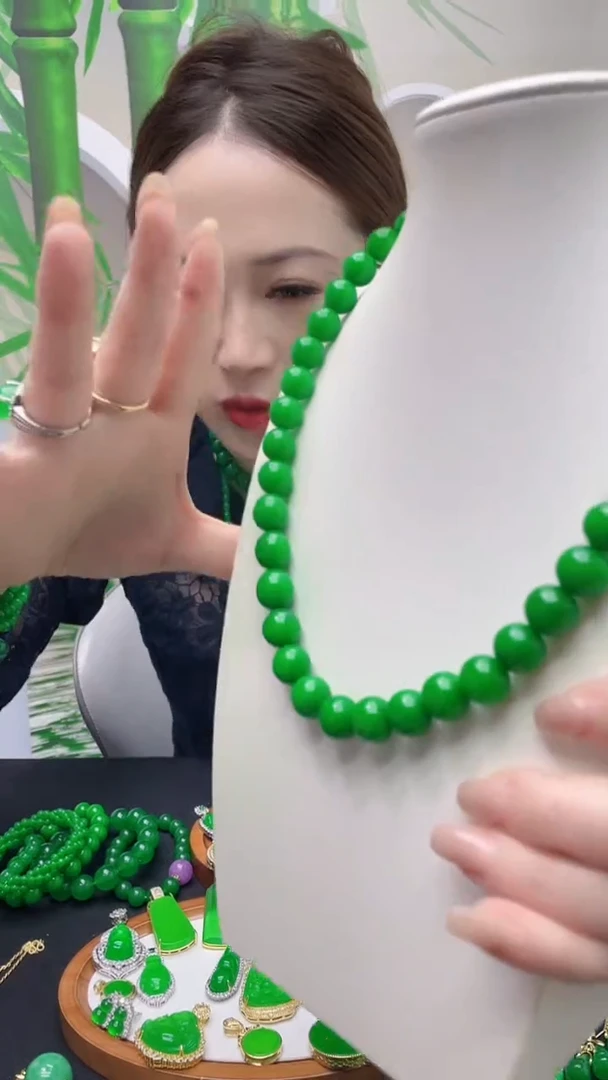 项链14K金镶嵌翡翠D04