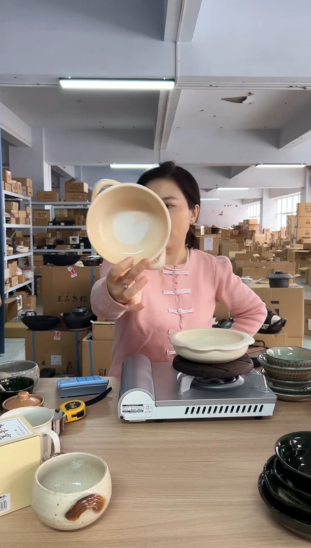 红*果双耳碗一个