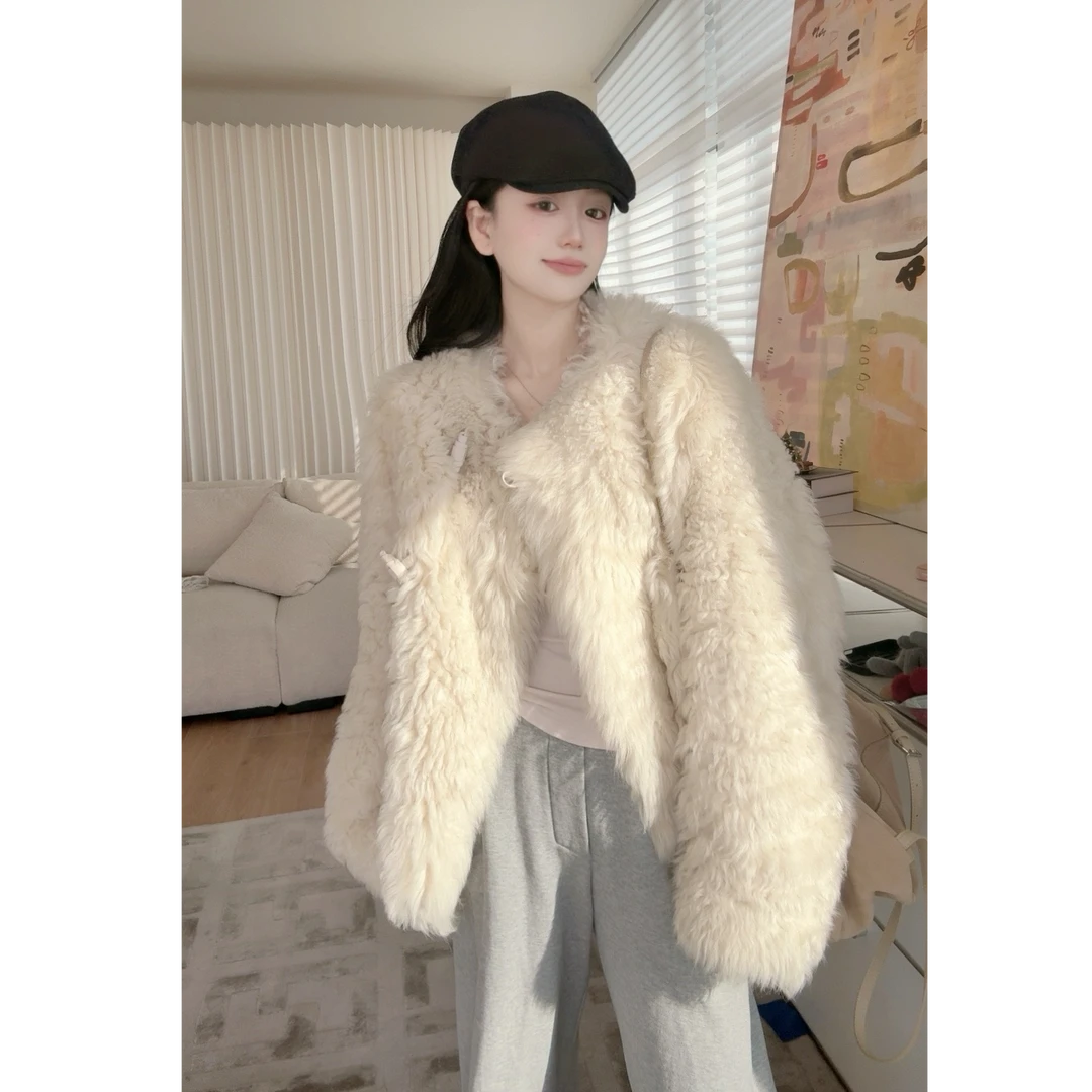 INESLE QINS托斯卡纳皮毛一体短外套女 23新款 半卷 6197