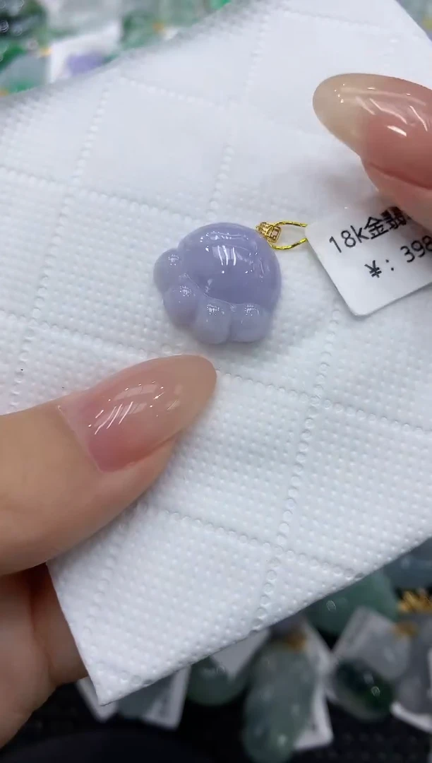 颈饰18K金镶嵌翡翠111111111111