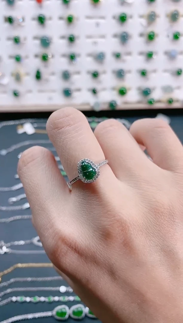 【闪购商品】翡翠戒指银S925镶嵌天然翡翠