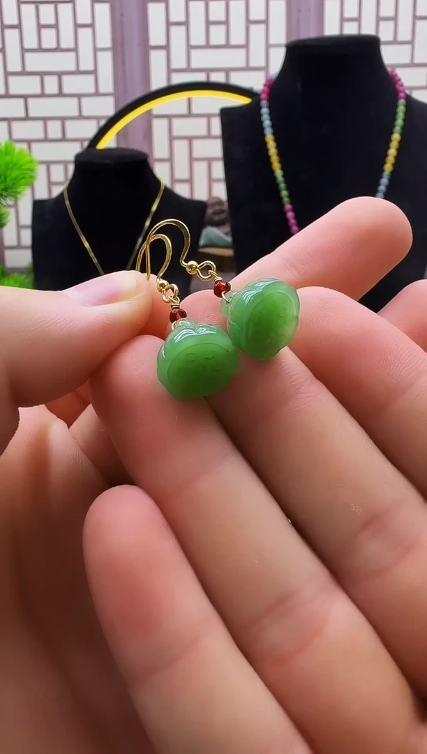 和田玉14K金镶嵌耳饰E59