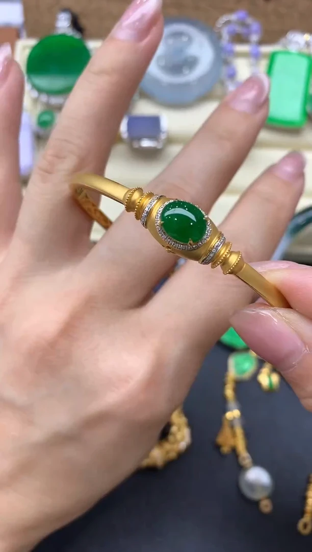 【闪购商品】翡翠手镯18K金镶嵌562-中国好珍宝