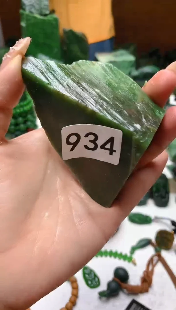 未镶嵌和田玉（碧玉）珠宝半成品1