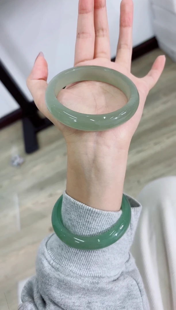 未镶嵌手镯石英质玉223-58D