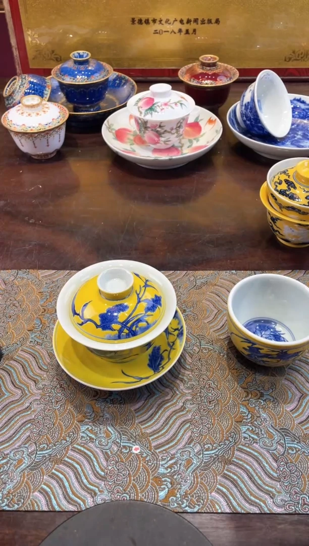 摆件景德镇手工手绘陶瓷