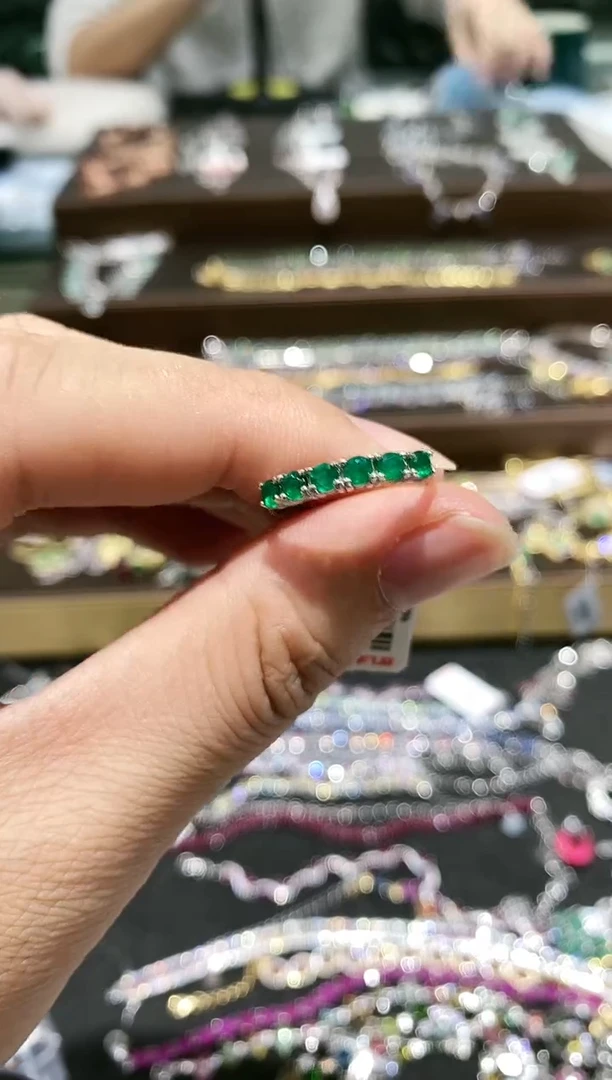 【闪购商品】祖母绿戒指银S925镶嵌戒指