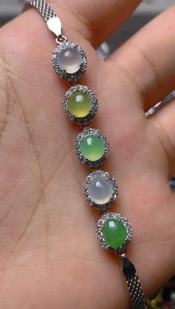 银S925镶嵌戒指翡翠百内无证书