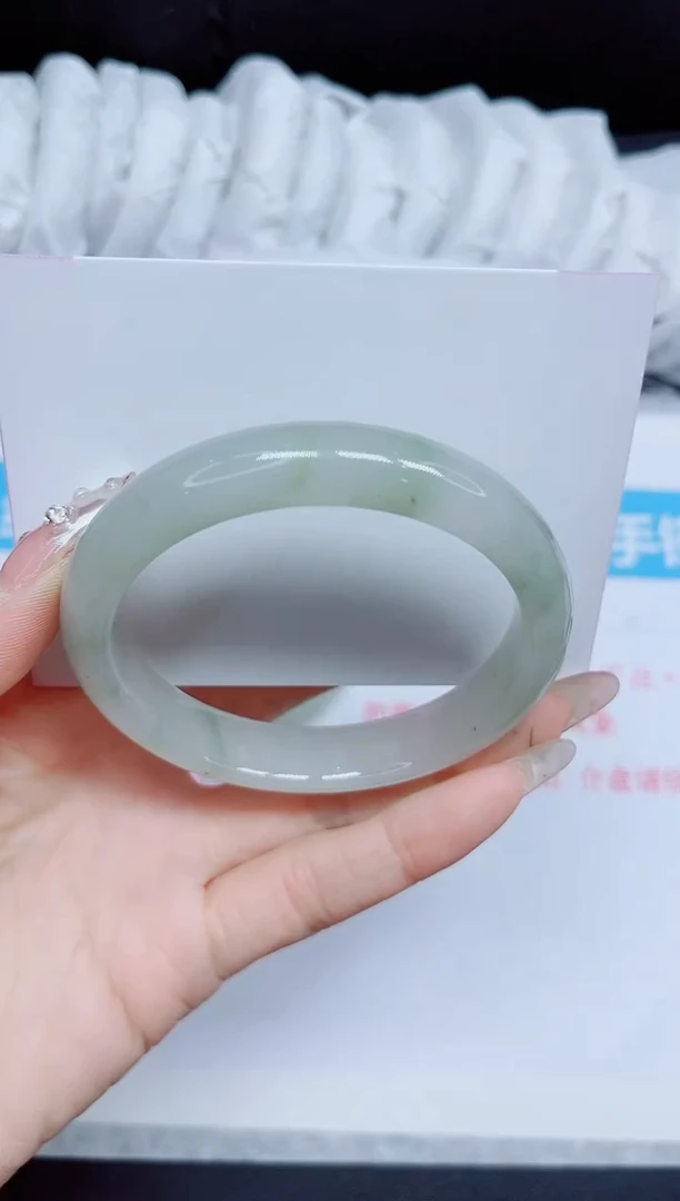 石英质玉手镯未镶嵌277