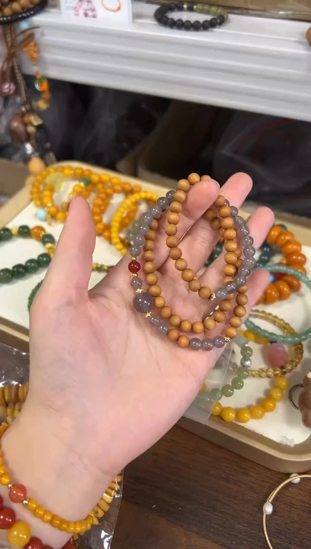 未镶嵌檀香木手串黑肉老檀香木玛瑙款多圈[2902]