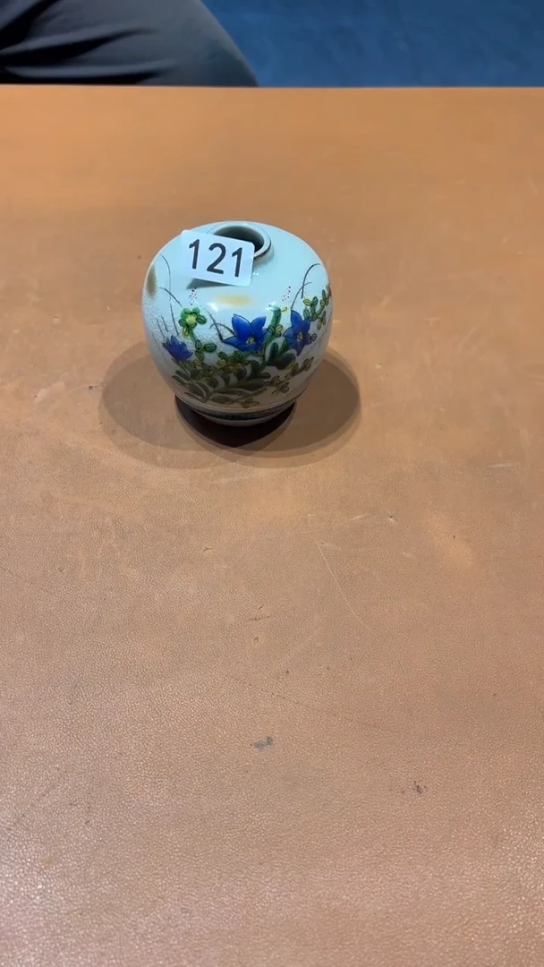 摆件?****云阿达西日瓷摆件121