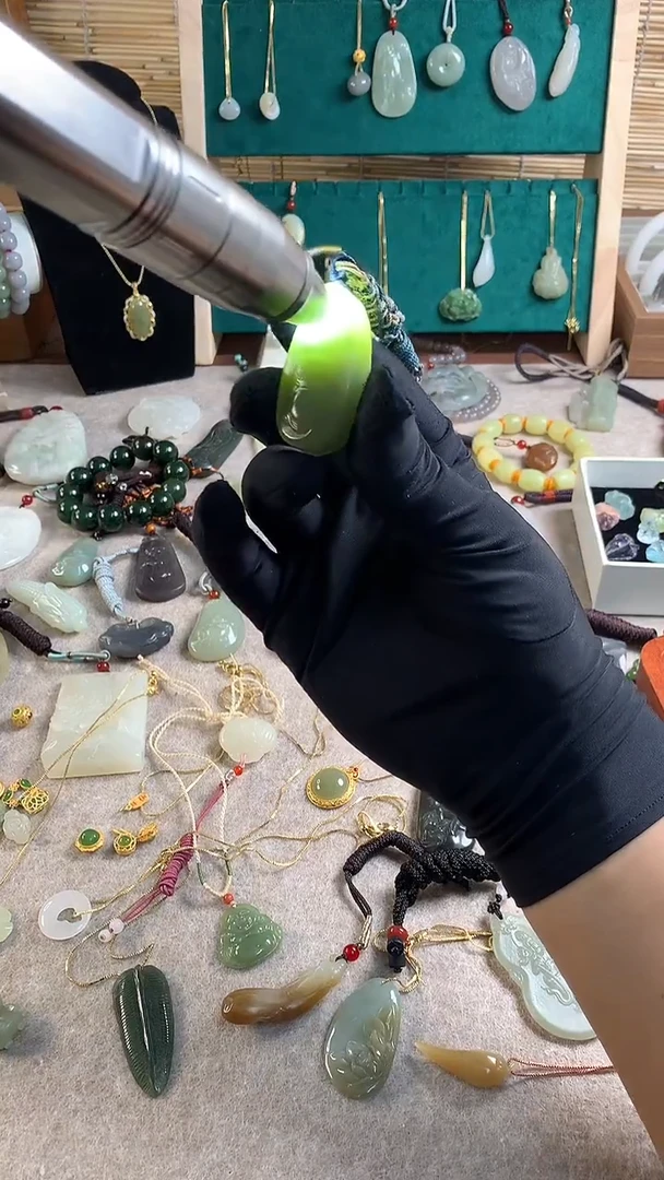 颈饰未镶嵌和田玉拍2次99