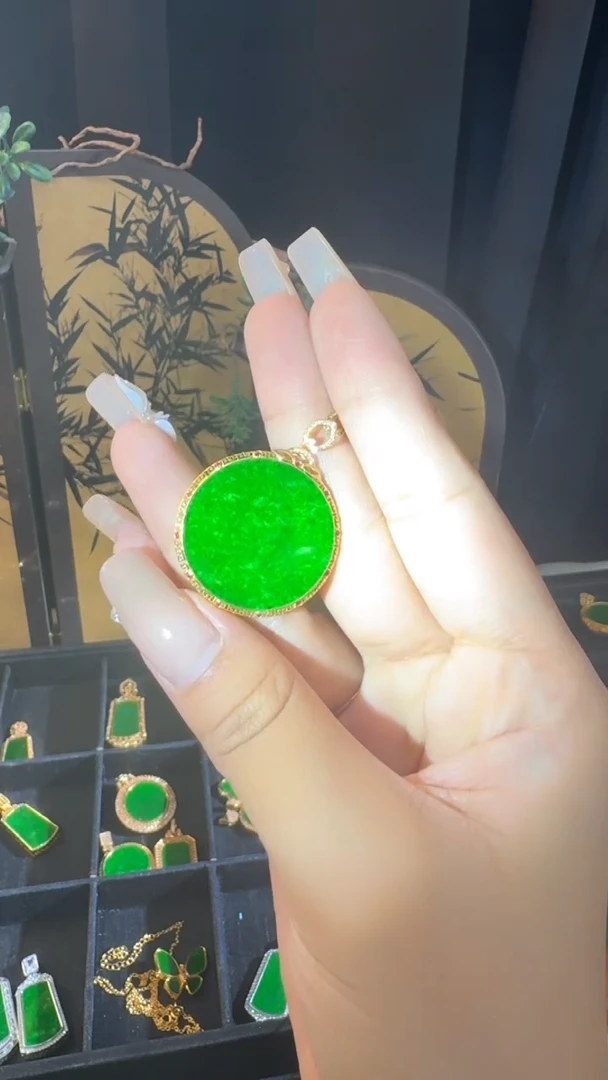 吊坠(不含链)18K金镶嵌翡翠天然缅甸A货翡翠吊坠