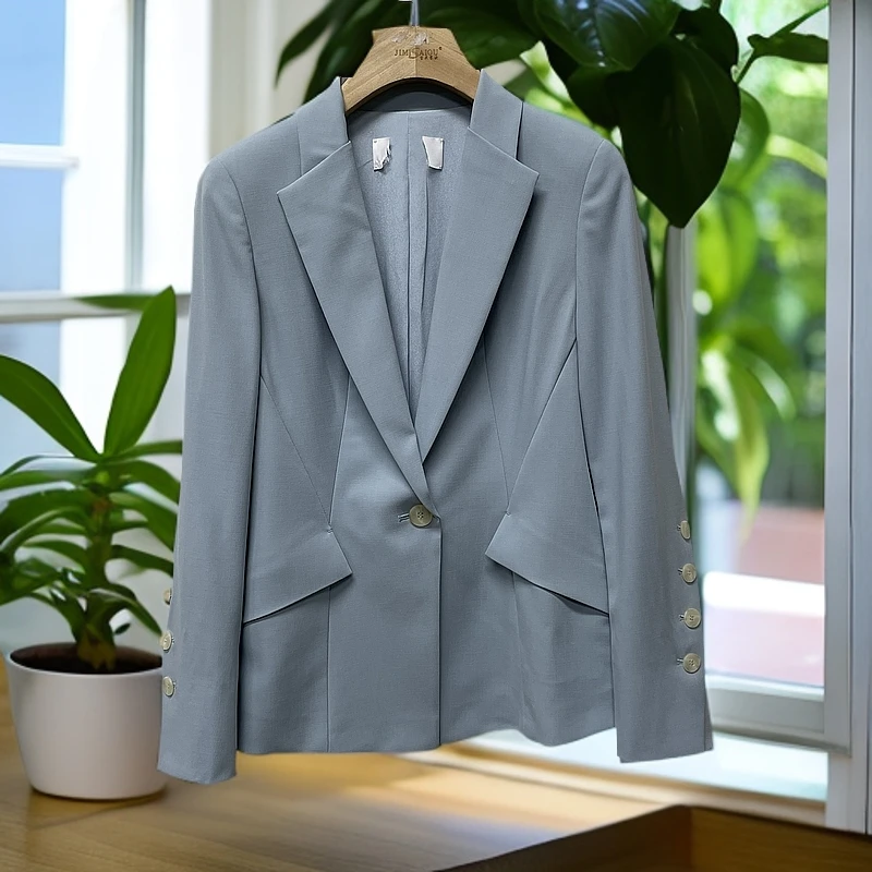 LR  单粒扣休闲版西装外套 LWD336T077