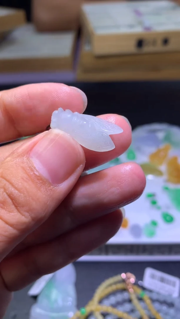 未镶嵌定制翡翠毛货